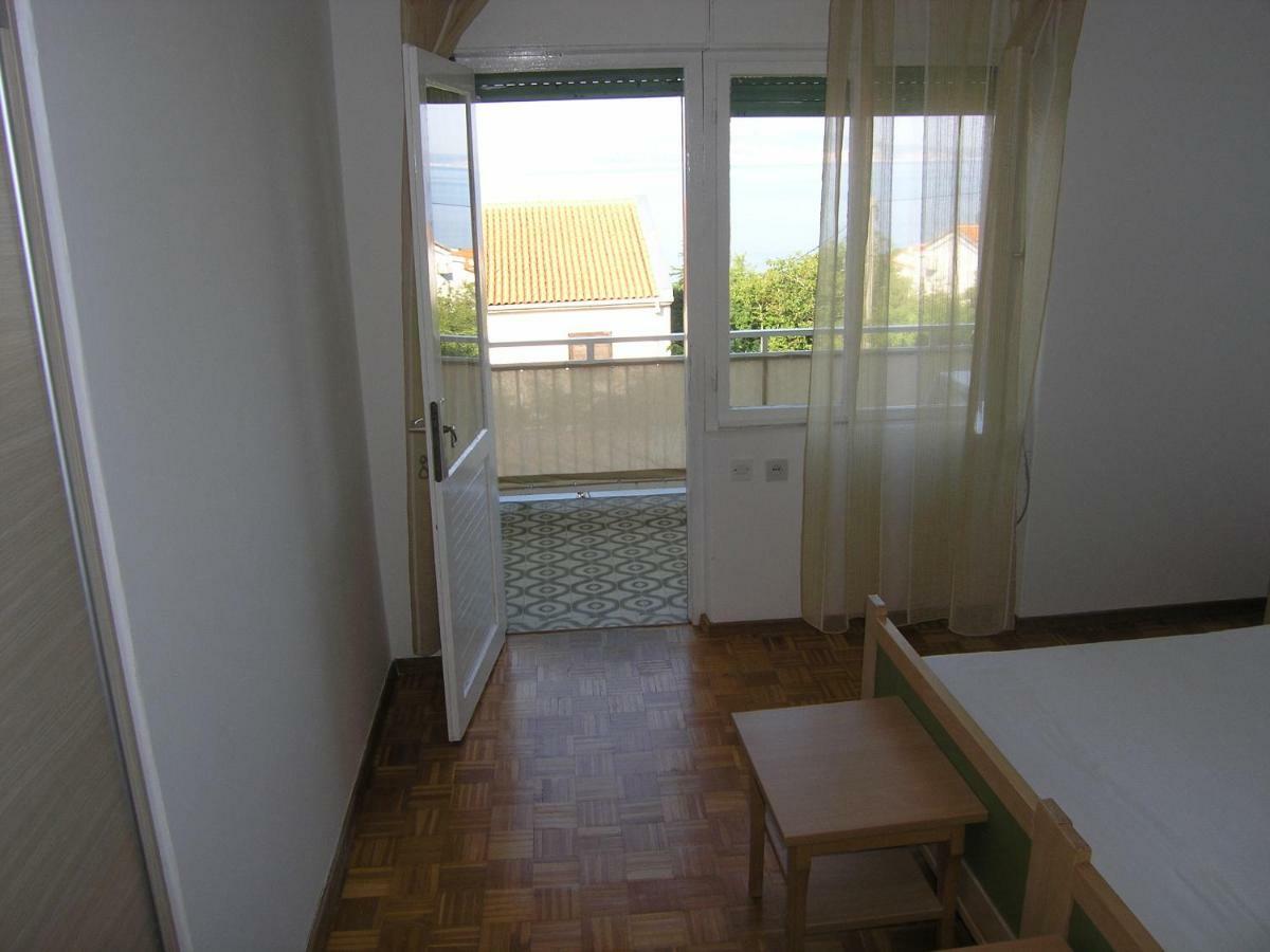 Apartment Viktoria 克罗诺维察 外观 照片